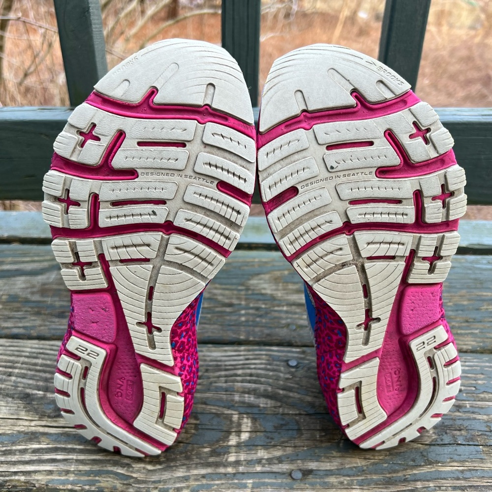 Brooks White and Pink Athletic Shoes - Picture 5 of 5